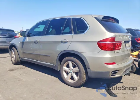2011 BMW X5 xDrive50I from USA, damaged, VIN 5UXZV8C50BL421456